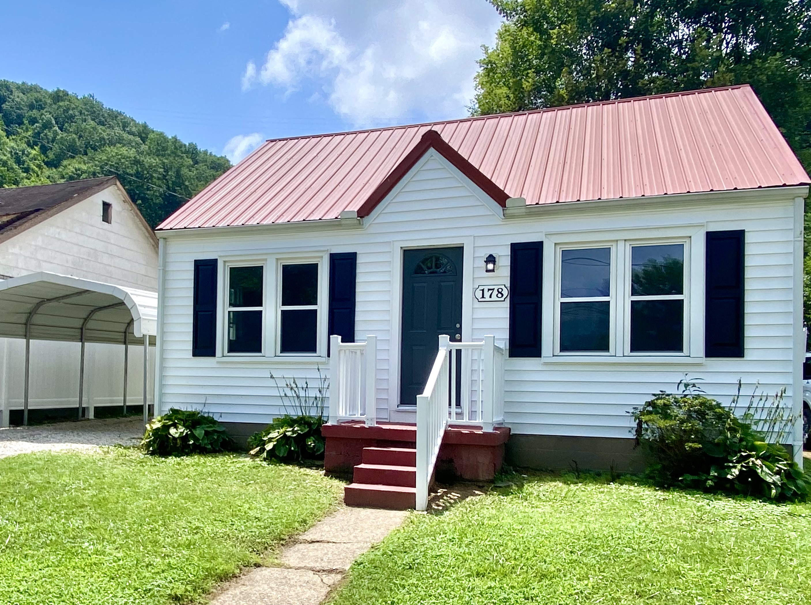 Home In South Shore, KY (City Limits)